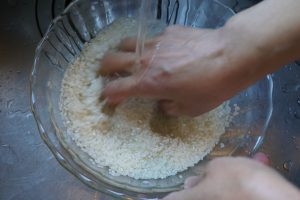 How to cook Japanese rice - Preparation